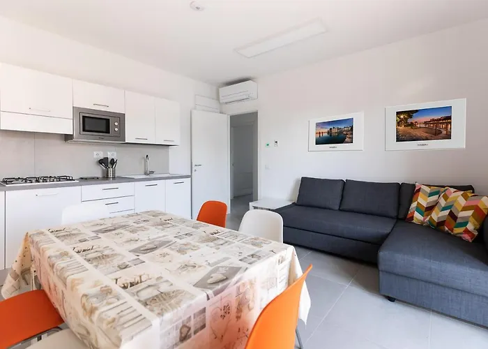 Verona Suites *