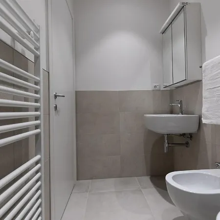 Daire Verona Suites *